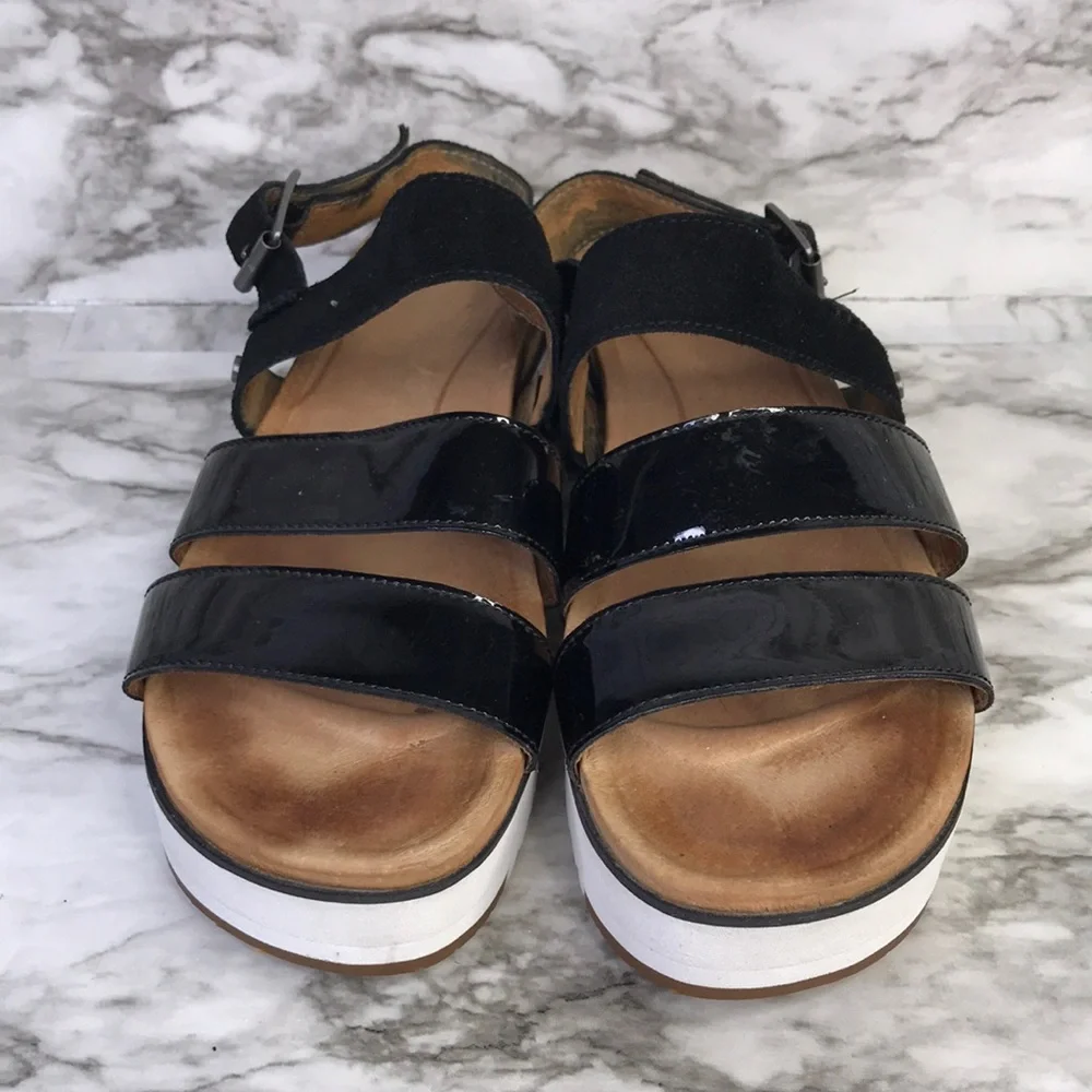 UGG Australia Womens Size 8 Braelynn Sandals Platform Black Patent/suede